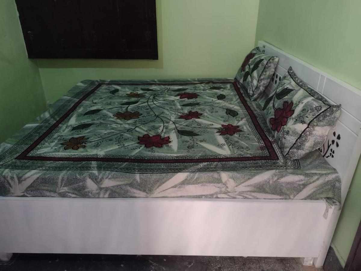 Oyo 83936 Chaudhary Guest House Bulandshahr Εξωτερικό φωτογραφία